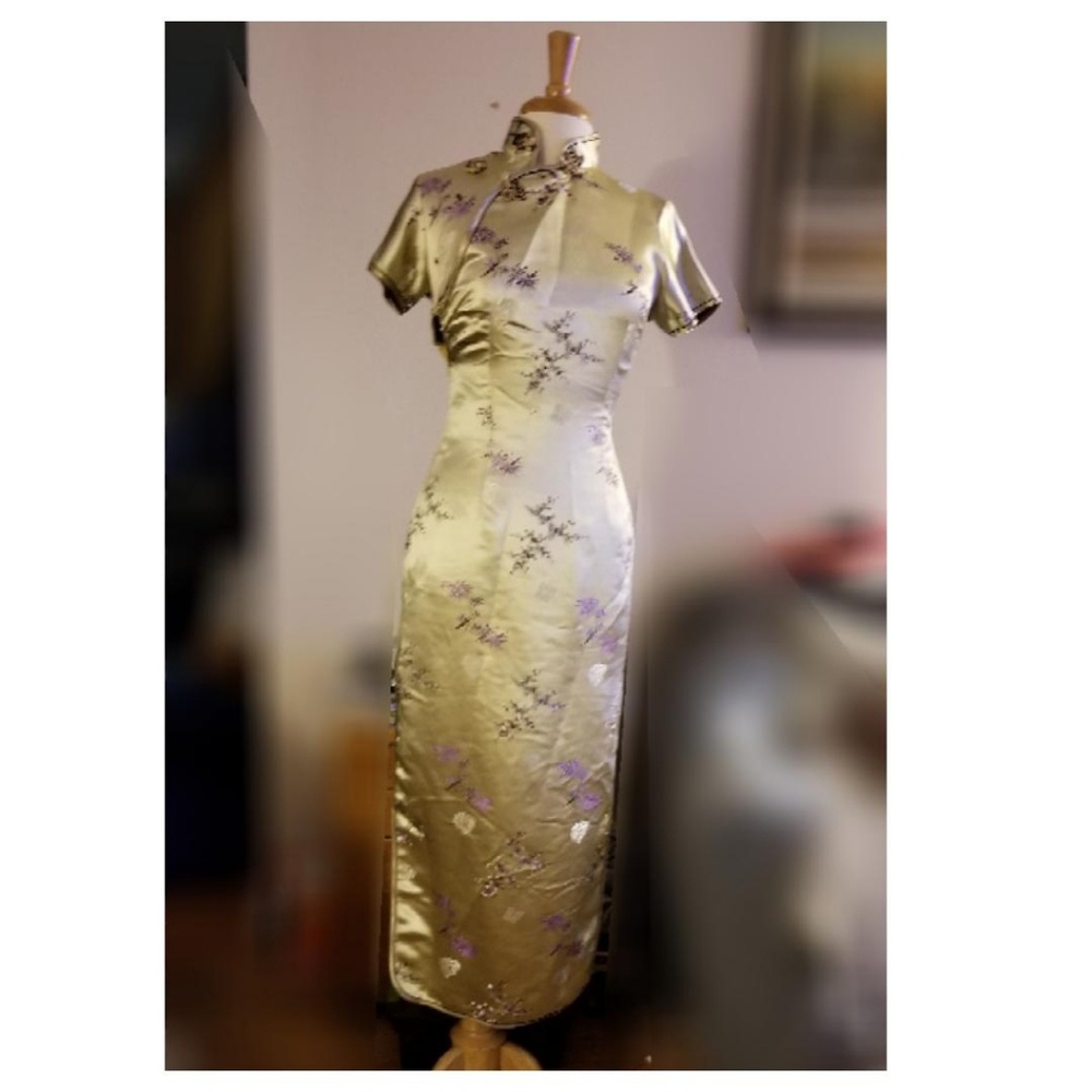 Chinese dress